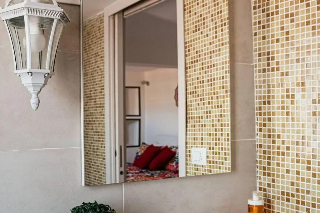 Apartament Attico In Pieno Centro Storico Di Katania