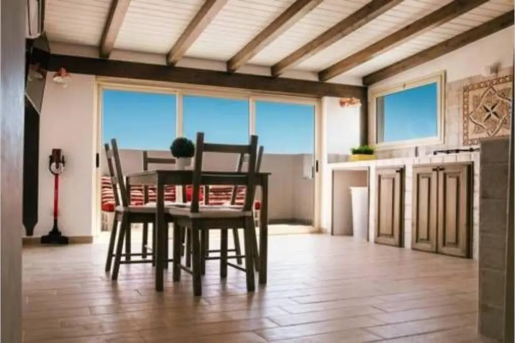 Apartament Attico In Pieno Centro Storico Di Katania